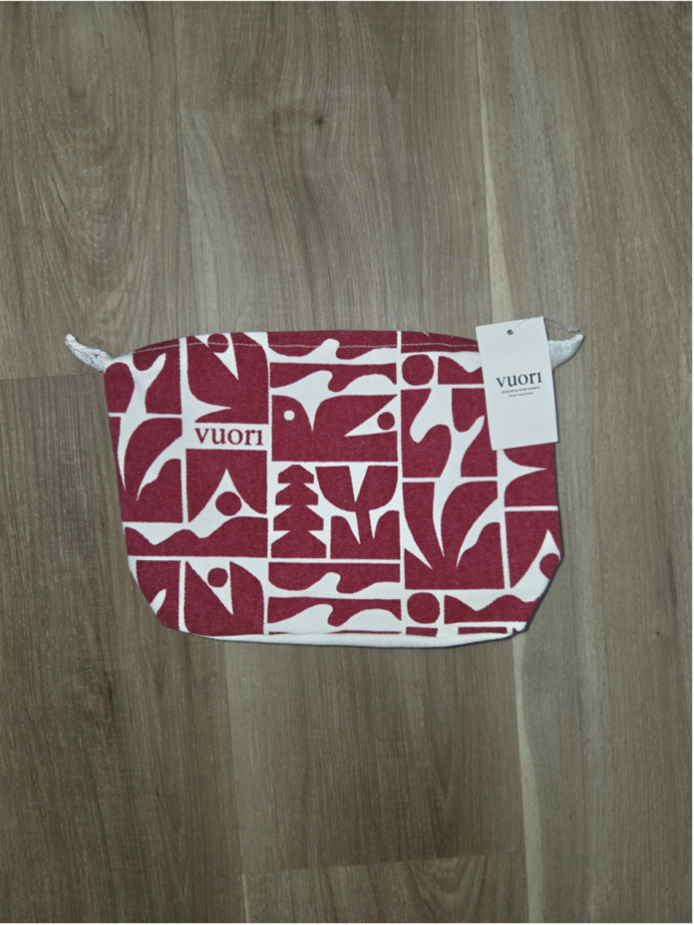 •Vuori• Women's Cosmetic Pouch One Size Red White Holiday 25 Print